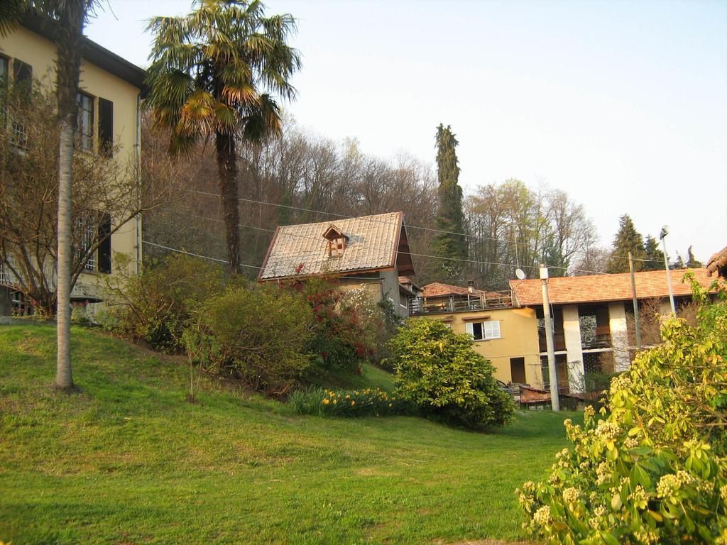 Fattoria Del Pino Bed & Breakfast Орта Сан Джулио Екстериор снимка
